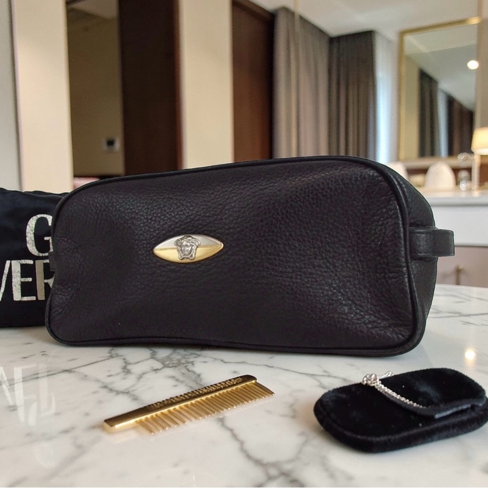 Gianni Versace Medusa Head Leather Toiletry Bag 🤩🔥